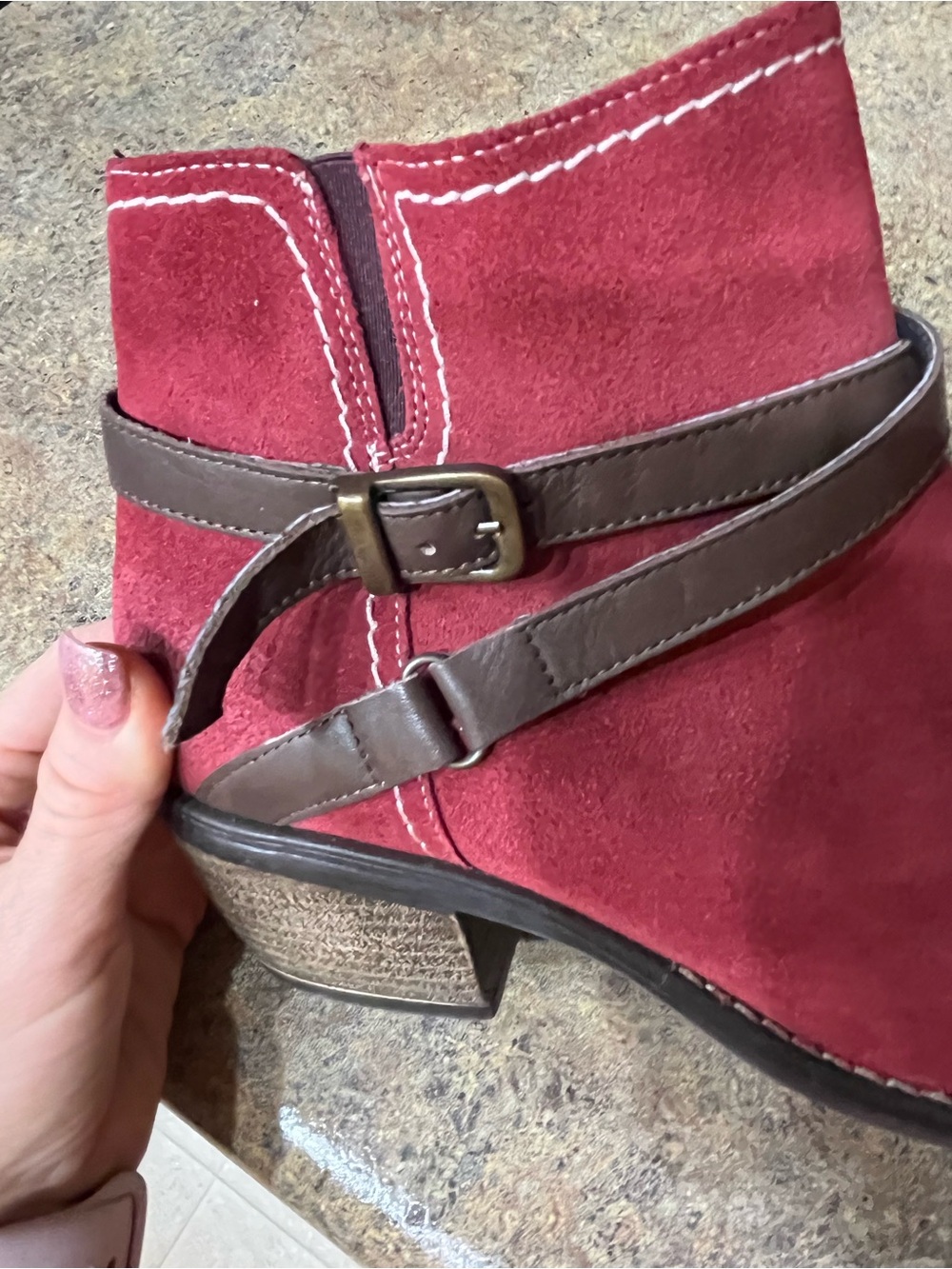 Børn Grenville Women’s Burgundy Suede Ankle Boots Size 11 Strappy Buckle Western - Picture 2 of 10